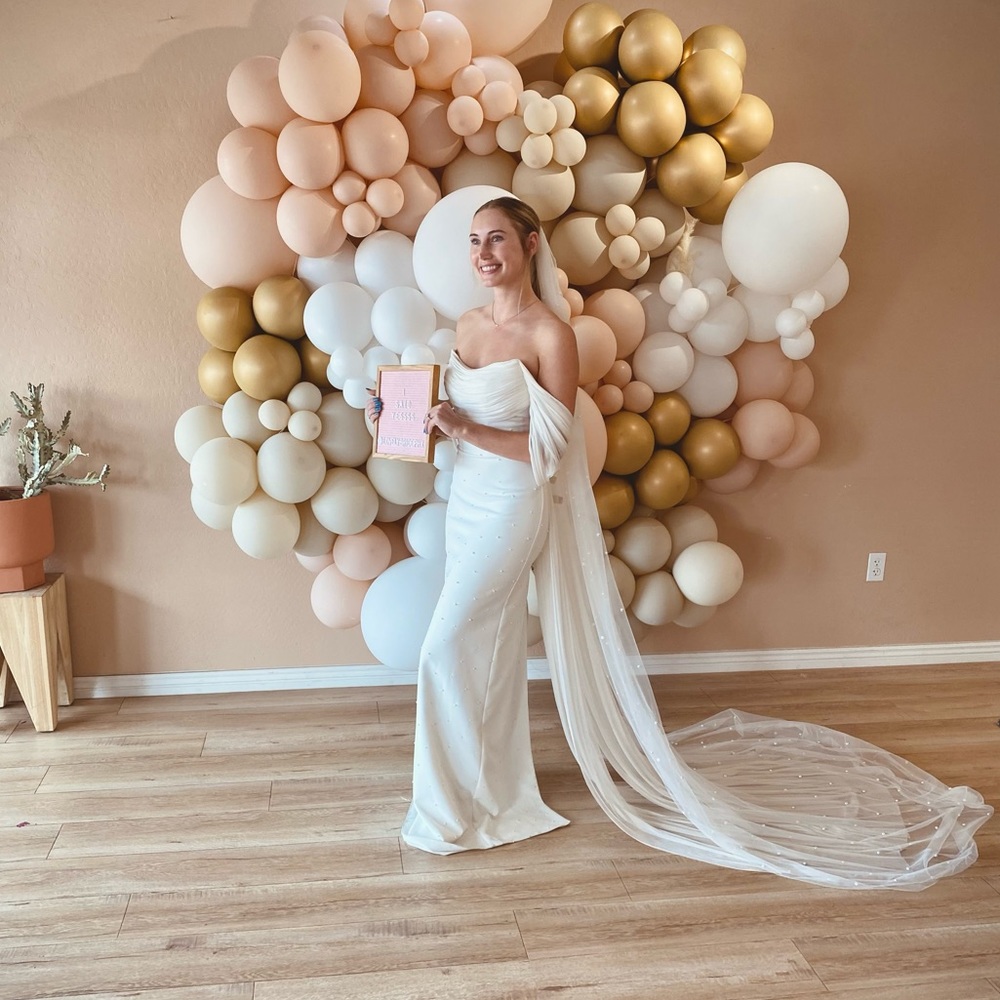 Sarah Seven Sandra Wedding Dress - Picture 1 of 7